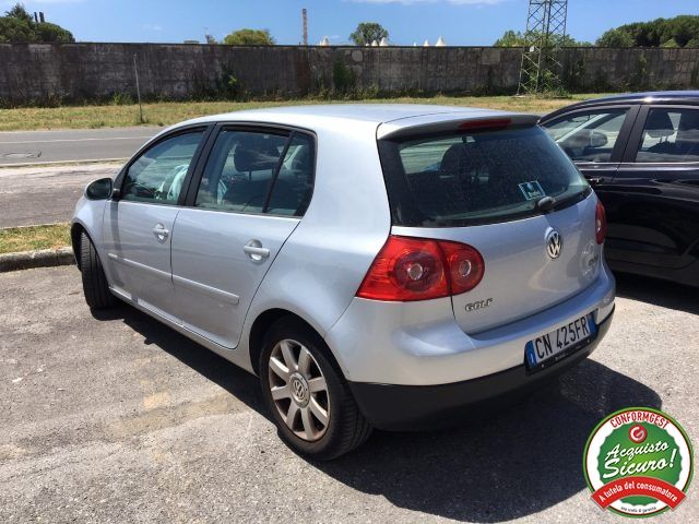 Volkswagen Golf  - Foto 2