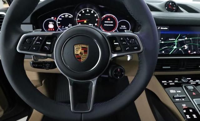 Porsche Cayenne  - Foto 3