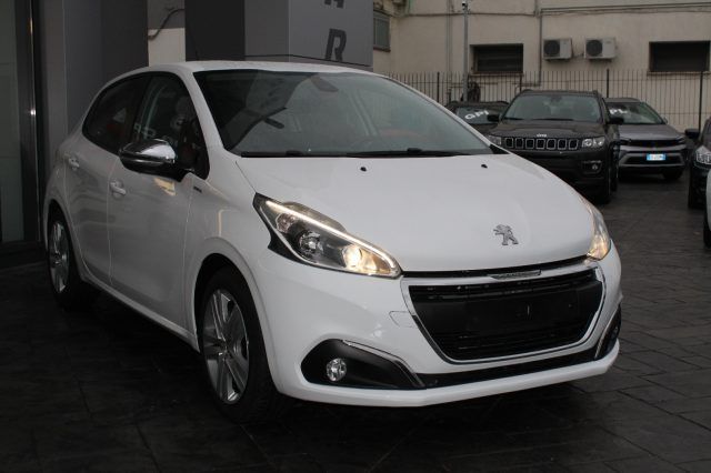 Peugeot 208  - Foto 4