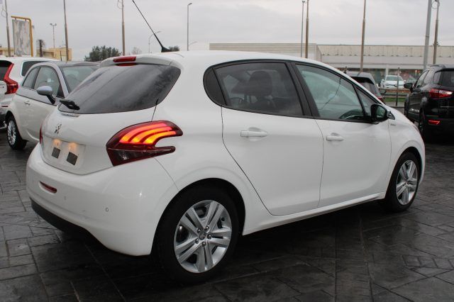 Peugeot 208  - Foto 5