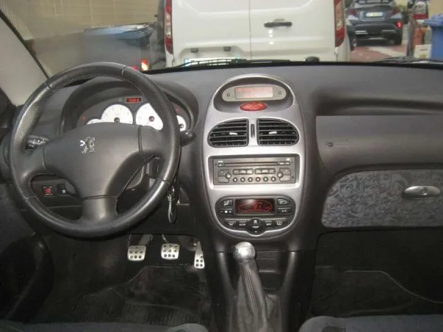 Peugeot 206 1.6 16V CC QUIKSILVER - Foto 34