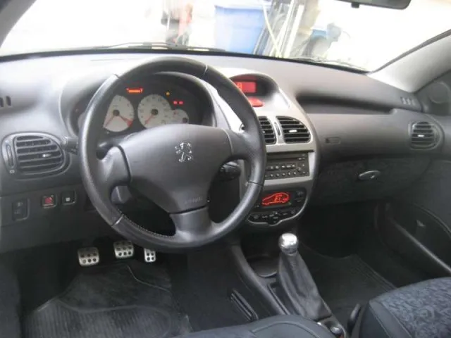 Peugeot 206 1.6 16V CC QUIKSILVER - Foto 37
