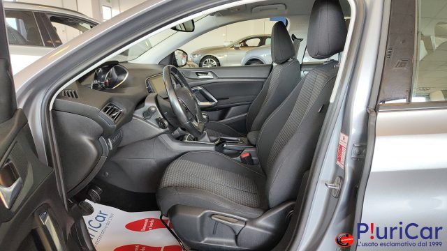 Peugeot 308 1.2 130cv SW Navi CarPlay/AndroidAuto Cruise - Foto 4