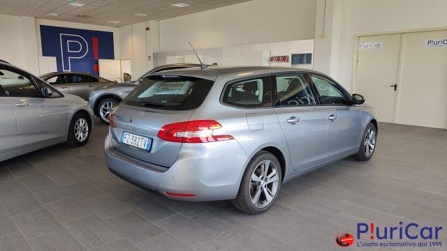 Peugeot 308 1.2 130cv SW Navi CarPlay/AndroidAuto Cruise - Foto 8