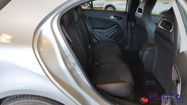 Mercedes-Benz A 180 d Premium Navi LED Pelle/Alcantara 18?EU6B - Foto 7