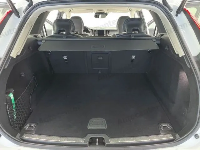Volvo XC60 B4 (d) AWD Geartronic Momentum Pro - Foto 307