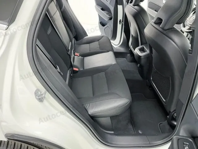 Volvo XC60 B4 (d) AWD Geartronic Momentum Pro - Foto 463