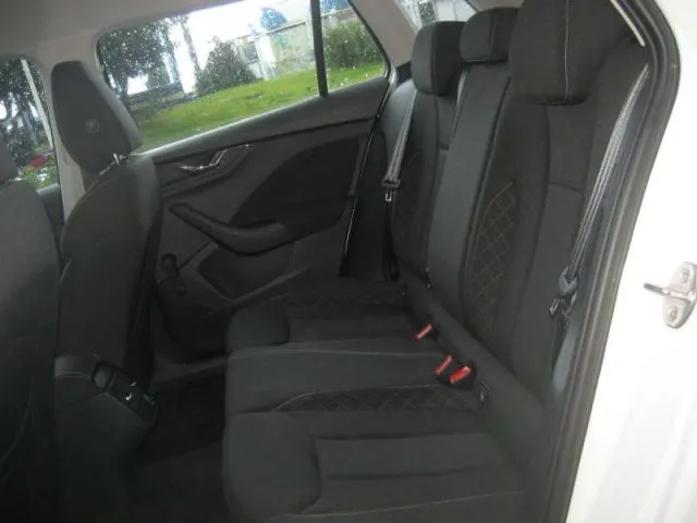 Skoda Kamiq 1.0 TSI 110 CV AMBITION - Foto 18