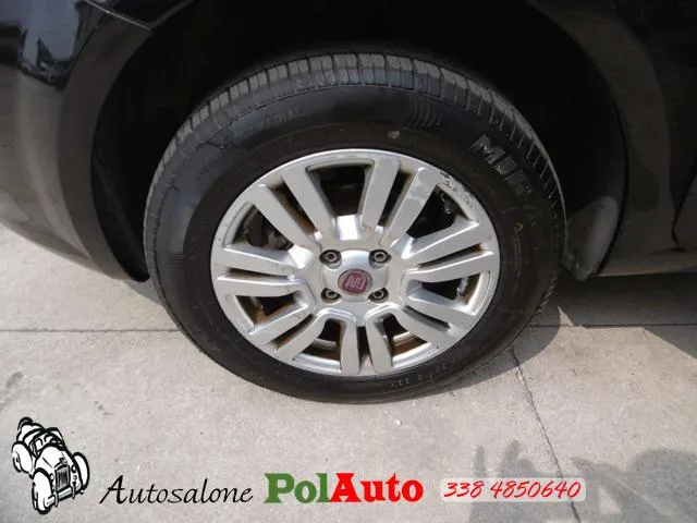 Fiat Punto 1.4 8V 5 porte Natural Power Lounge - Foto 9