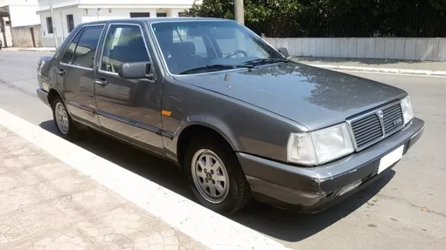 Lancia Thema Thema 2.0 i.e. turbo - Foto 4