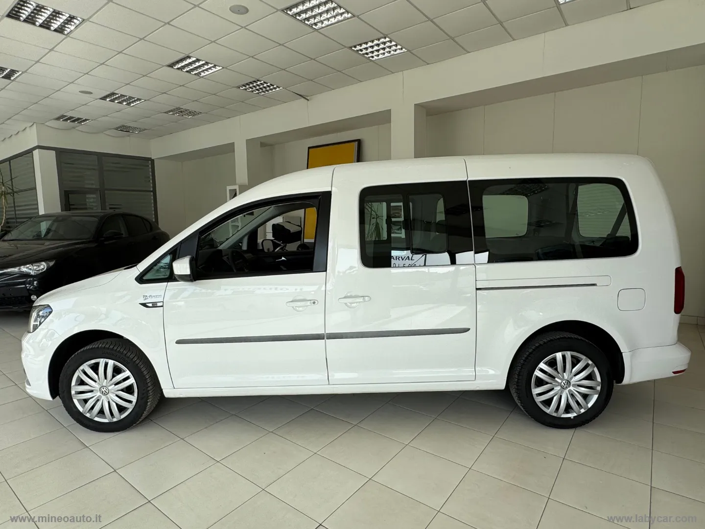 Volkswagen Caddy 2.0 TDI 102CV MAXI TRASPORTO DISABILE Volkswagen Caddy 2.0 TDI 102 CV Maxi Trasporto Disabile - Foto 2