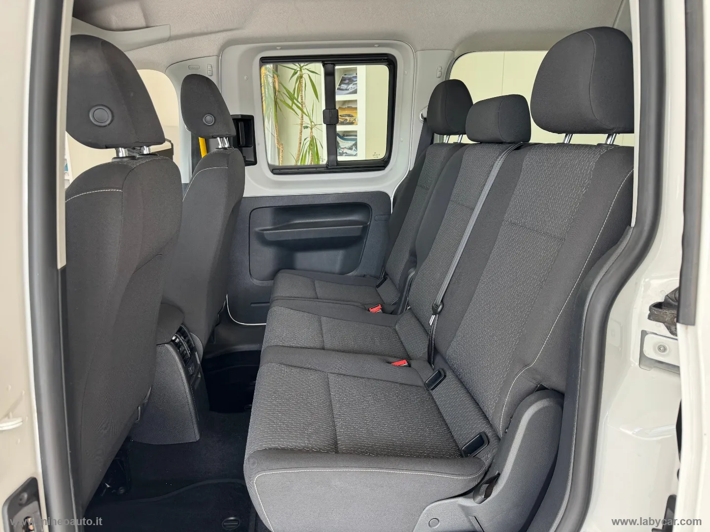 Volkswagen Caddy 2.0 TDI 102CV MAXI TRASPORTO DISABILE Volkswagen Caddy 2.0 TDI 102 CV Maxi Trasporto Disabile - Foto 13