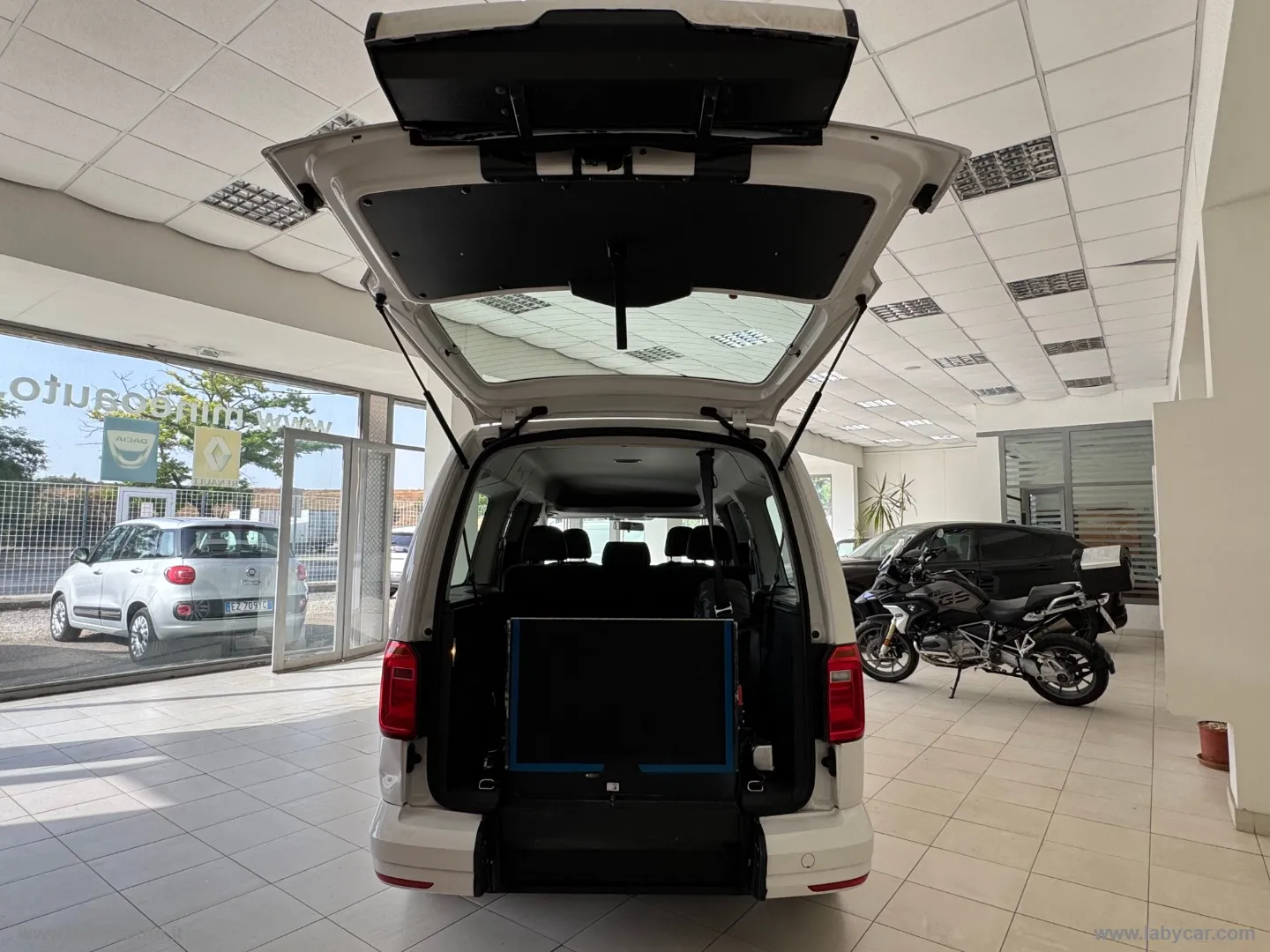 Volkswagen Caddy 2.0 TDI 102CV MAXI TRASPORTO DISABILE Volkswagen Caddy 2.0 TDI 102 CV Maxi Trasporto Disabile - Foto 14