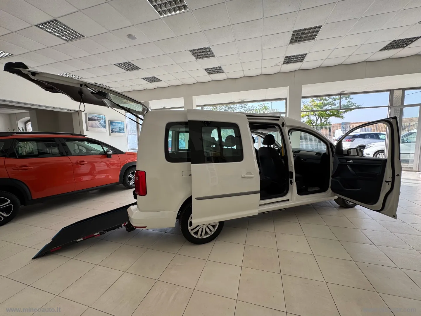 Volkswagen Caddy 2.0 TDI 102CV MAXI TRASPORTO DISABILE Volkswagen Caddy 2.0 TDI 102 CV Maxi Trasporto Disabile - Foto 31