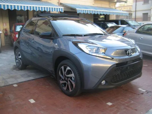 Toyota Aygo X 1.0 VVT-I 72 CV 5P TREND AIR - Foto 1