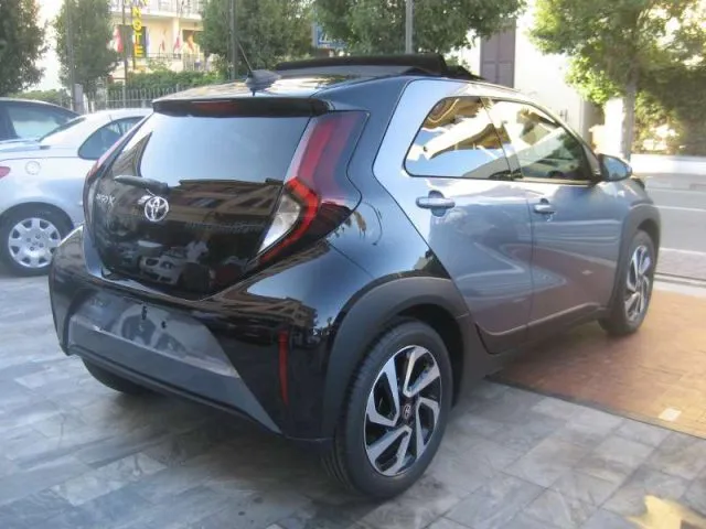 Toyota Aygo X 1.0 VVT-I 72 CV 5P TREND AIR - Foto 11