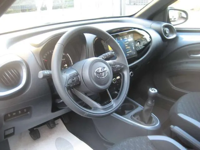 Toyota Aygo X 1.0 VVT-I 72 CV 5P TREND AIR - Foto 20