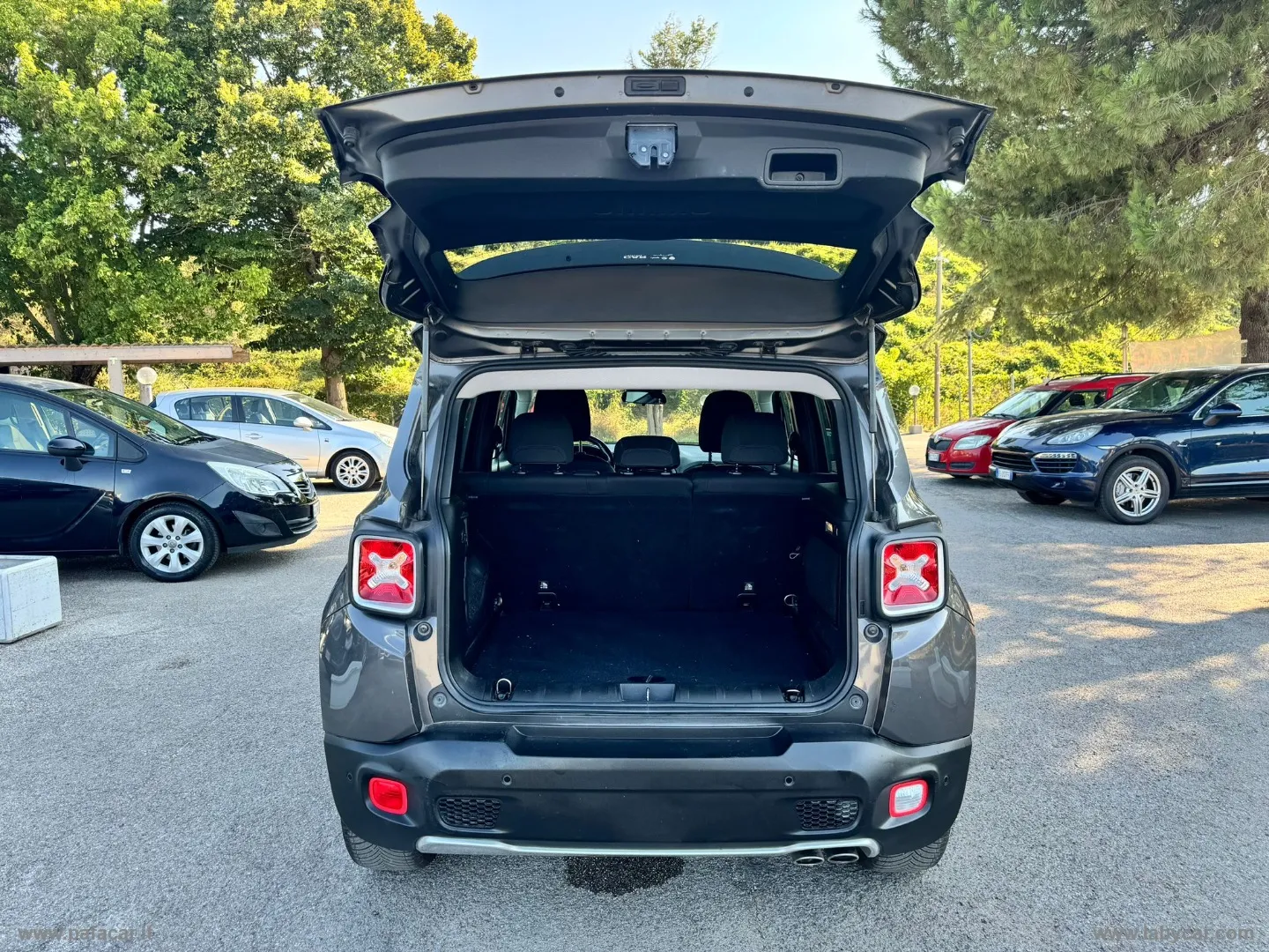 Jeep Renegade Renegade 2.0 Mjt 140CV 4WD AD. 75th Ann. - Foto 5