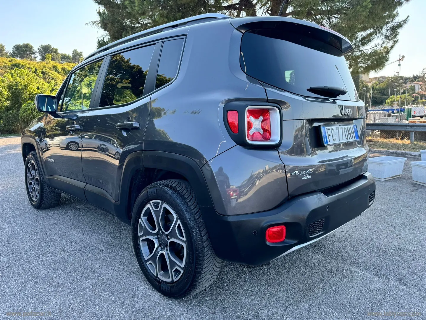 Jeep Renegade Renegade 2.0 Mjt 140CV 4WD AD. 75th Ann. - Foto 8