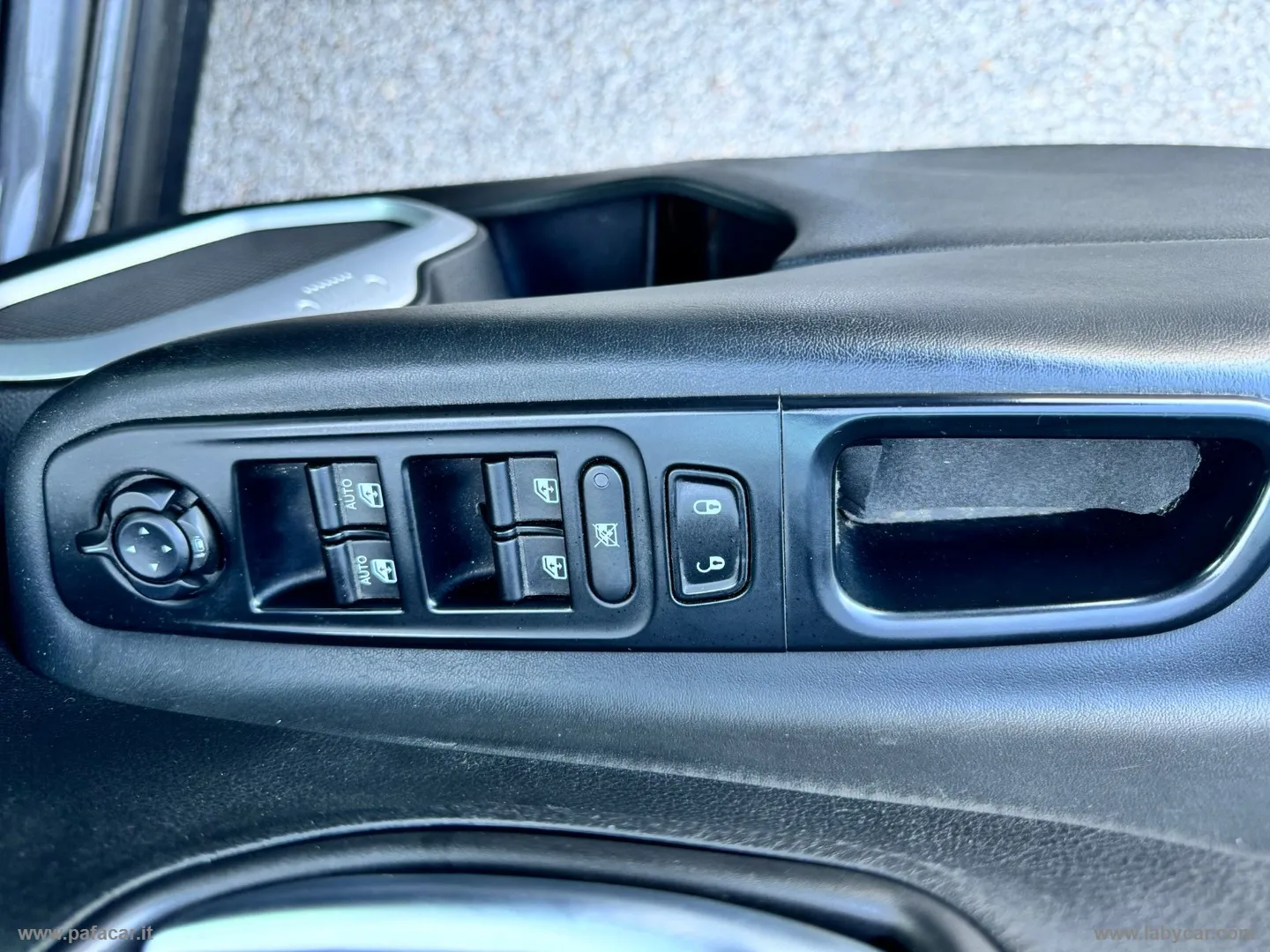 Jeep Renegade Renegade 2.0 Mjt 140CV 4WD AD. 75th Ann. - Foto 16