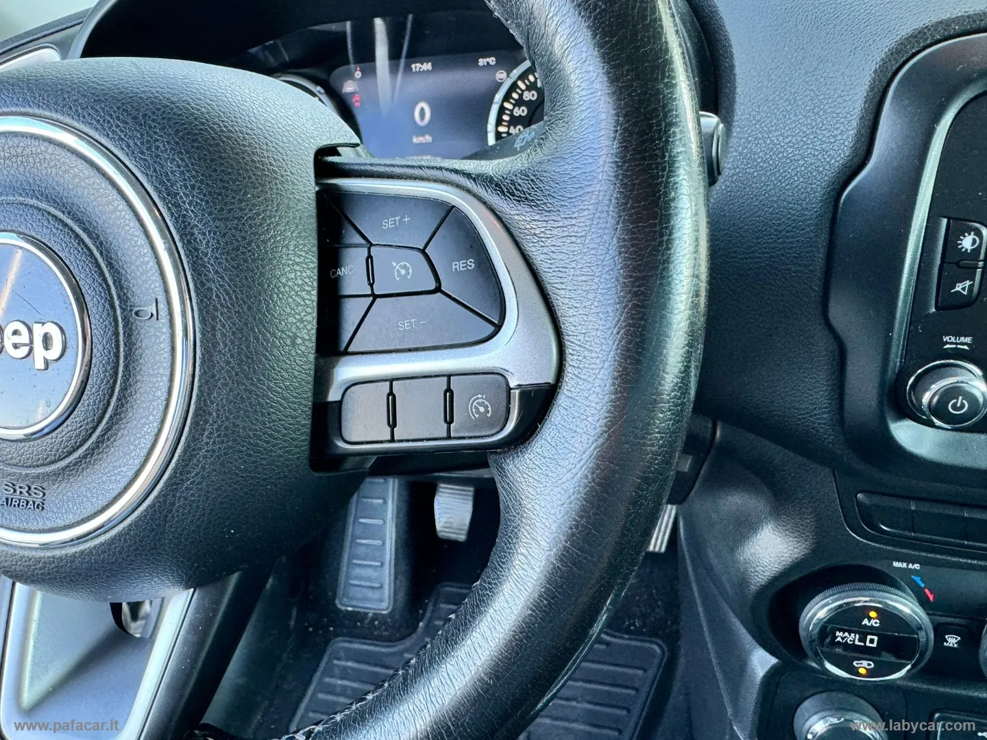 Jeep Renegade Renegade 2.0 Mjt 140CV 4WD AD. 75th Ann. - Foto 21
