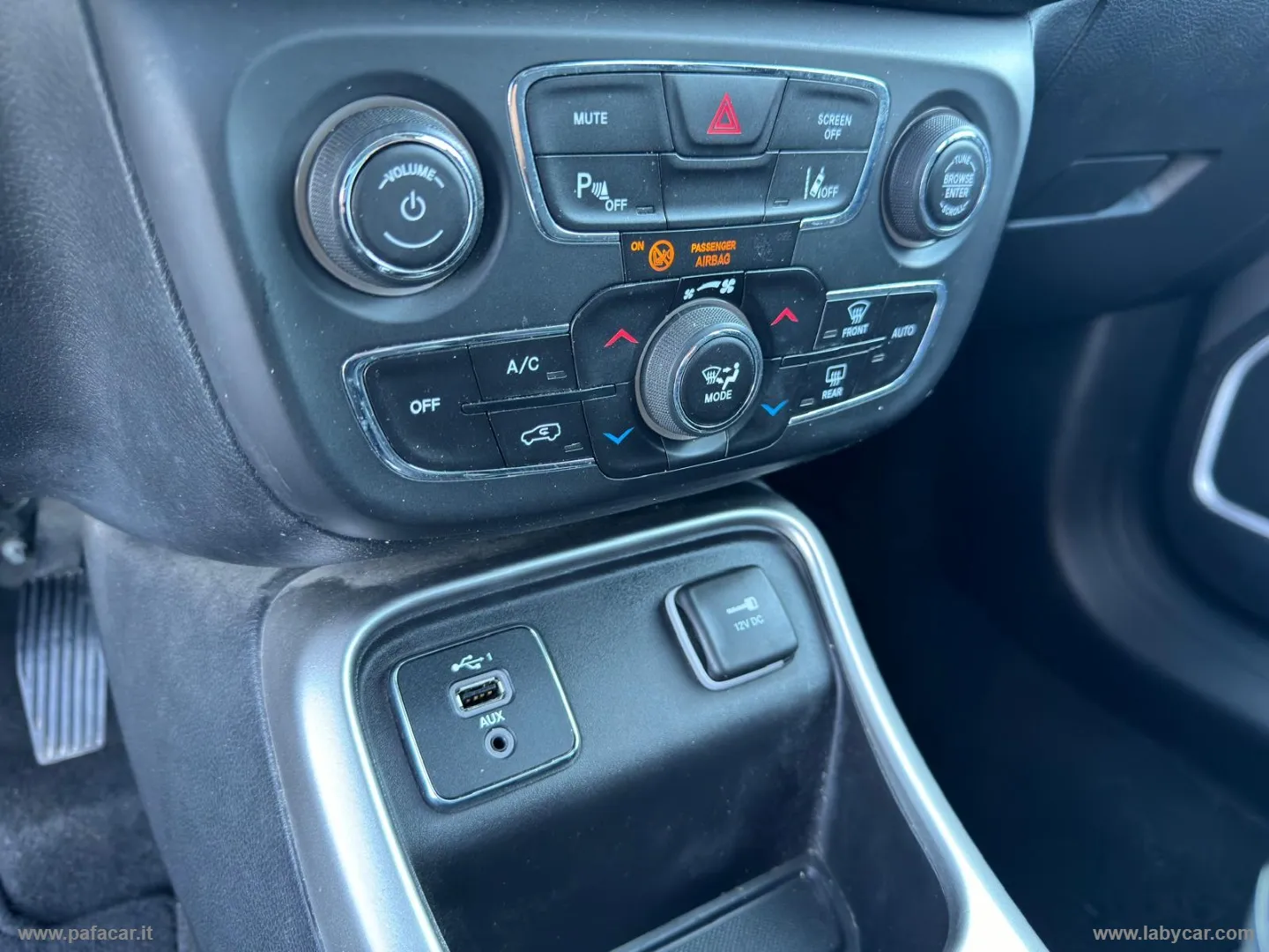 Jeep Compass Compass 1.6 Mjt II 2WD Longitude - Foto 23