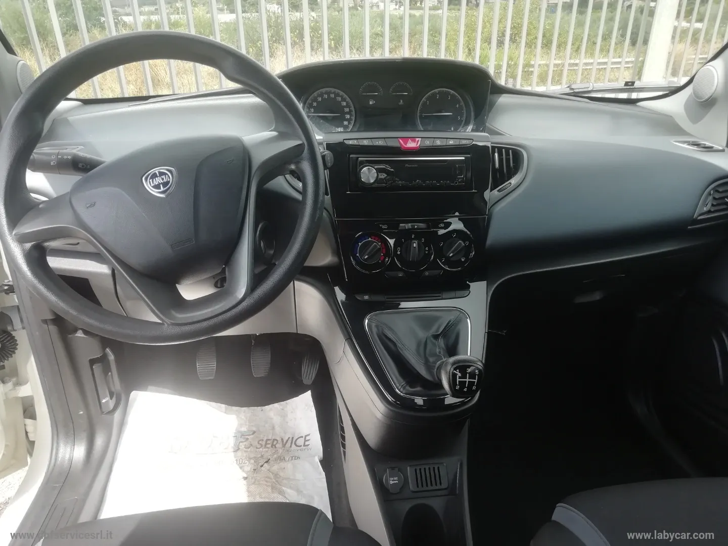 Lancia Ypsilon Ypsilon 1.3 MJT 95 CV 5p. S&S Gold - Foto 5
