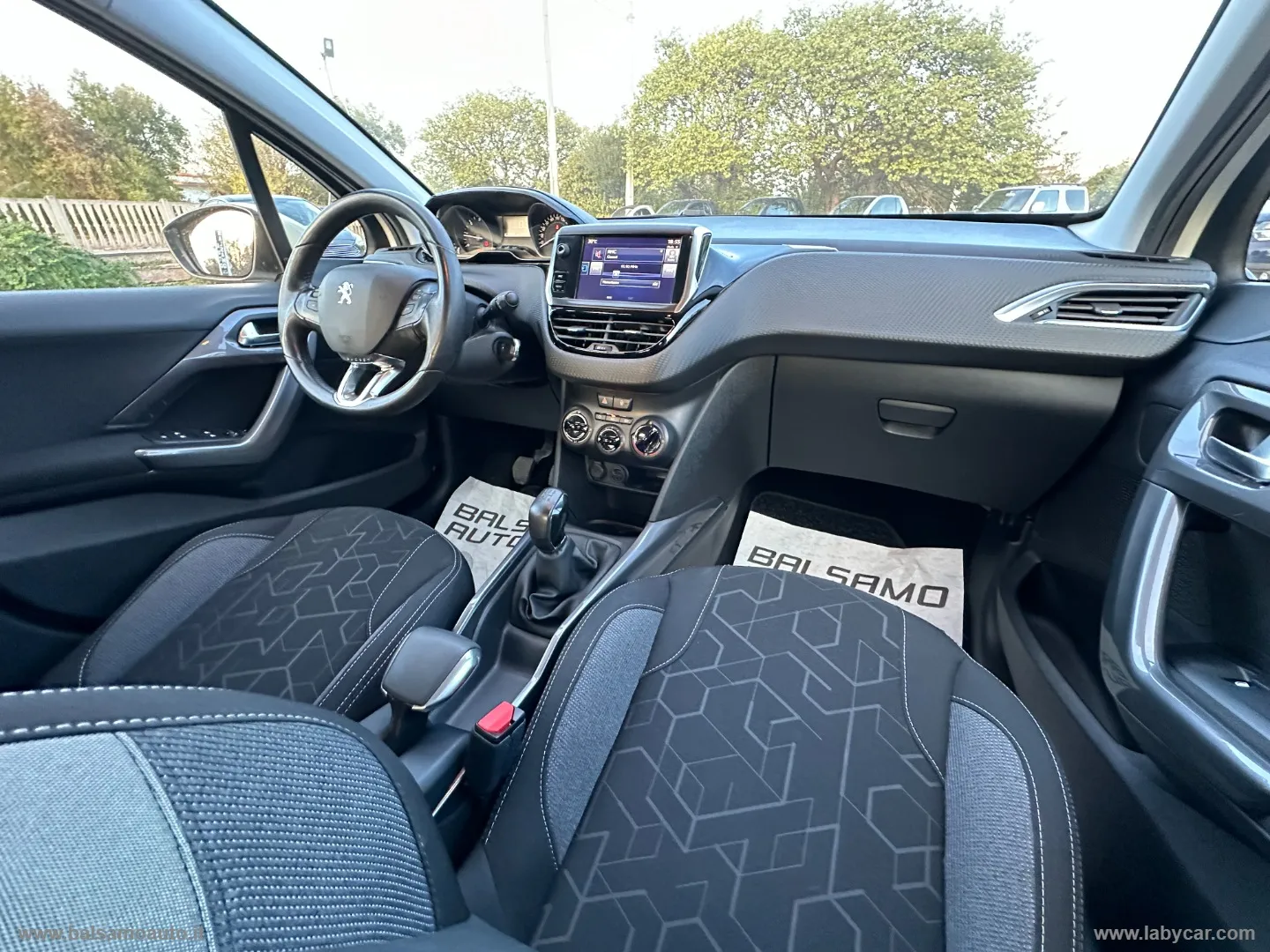 Peugeot 2008 2008 BlueHDi 100 Allure - Foto 15