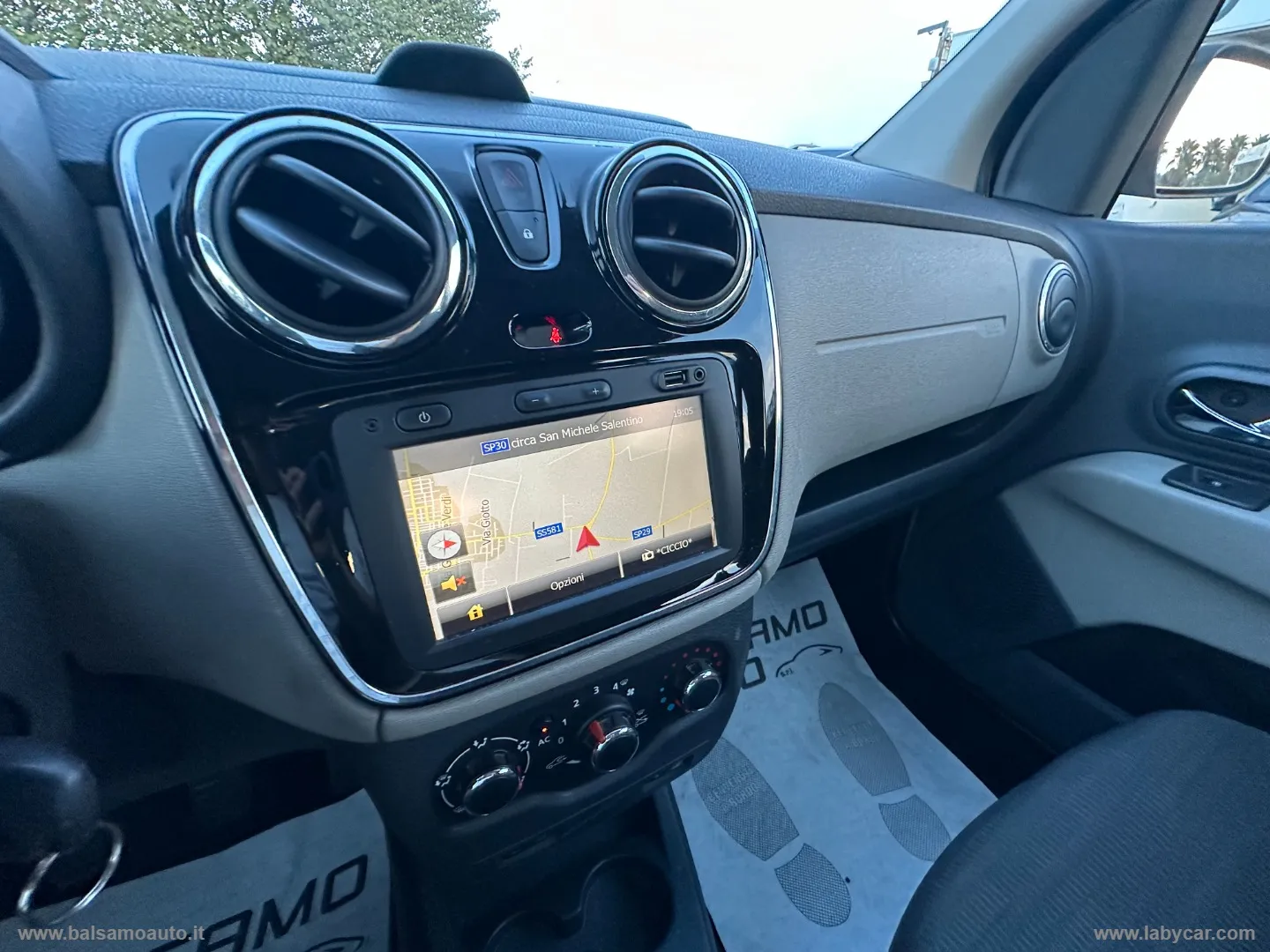 Dacia Lodgy Lodgy 1.5 dCi 8V 110 CV 5 posti Lauréate - Foto 27