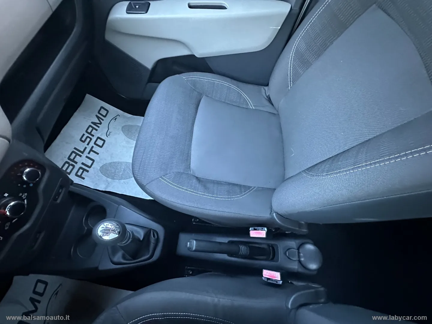 Dacia Lodgy Lodgy 1.5 dCi 8V 110 CV 5 posti Lauréate - Foto 29
