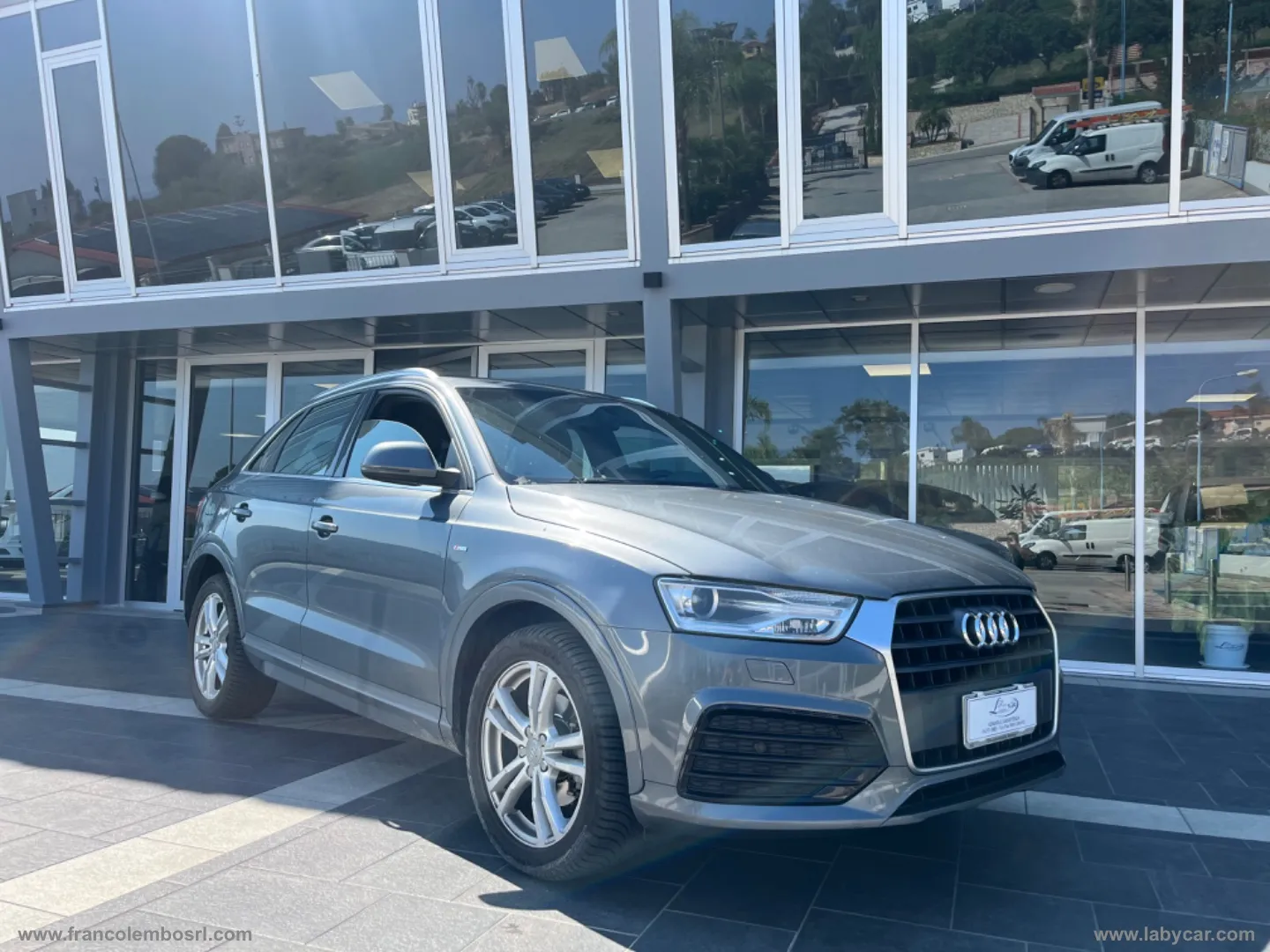 Audi Q3 Q3 2.0 TDI 150CV S tronic S line Edition - Foto 3
