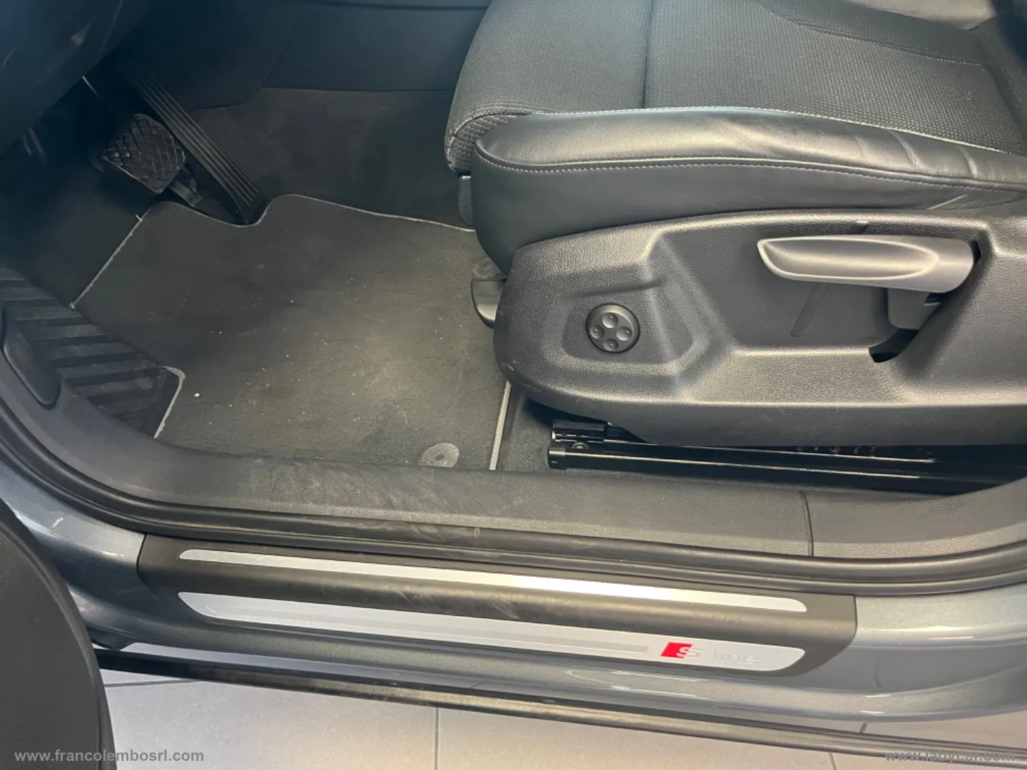 Audi Q3 Q3 2.0 TDI 150CV S tronic S line Edition - Foto 26