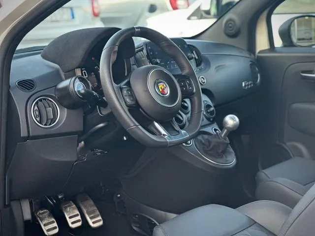 Abarth 595 - dettaglio 12