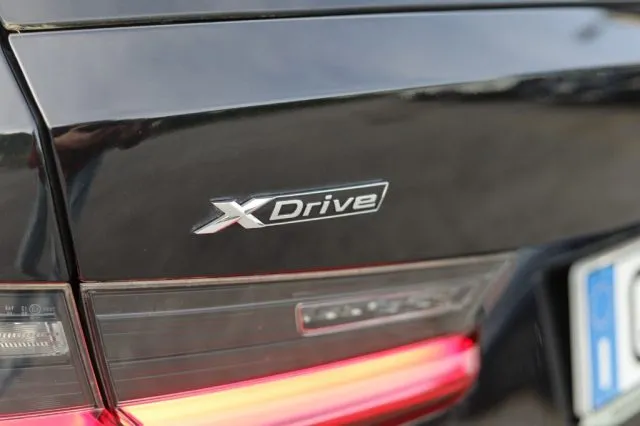 Bmw 320 d xDrive Touring Sport - Foto 11