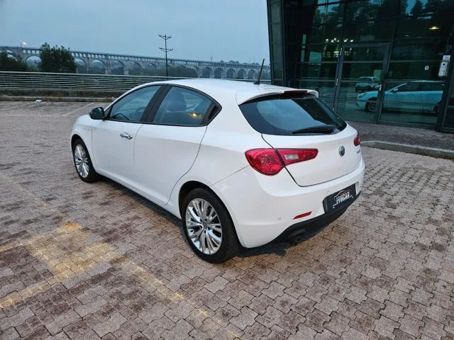 Alfa Romeo Giulietta Giulietta 1.6 JTDm 120 CV Super - Foto 3
