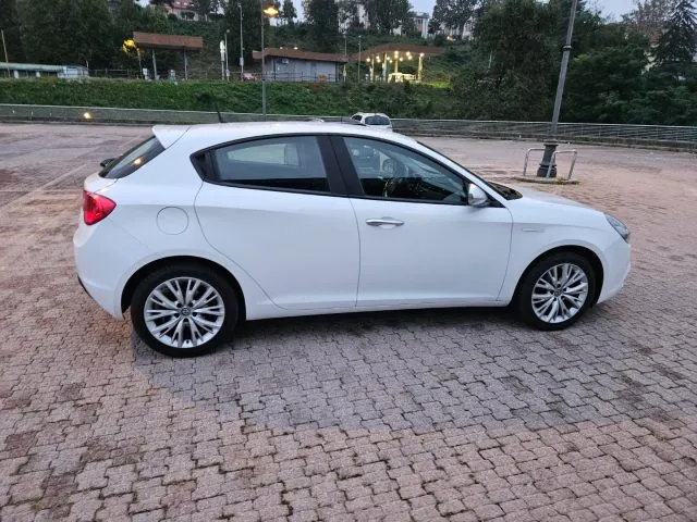 Alfa Romeo Giulietta Giulietta 1.6 JTDm 120 CV Super - Foto 6