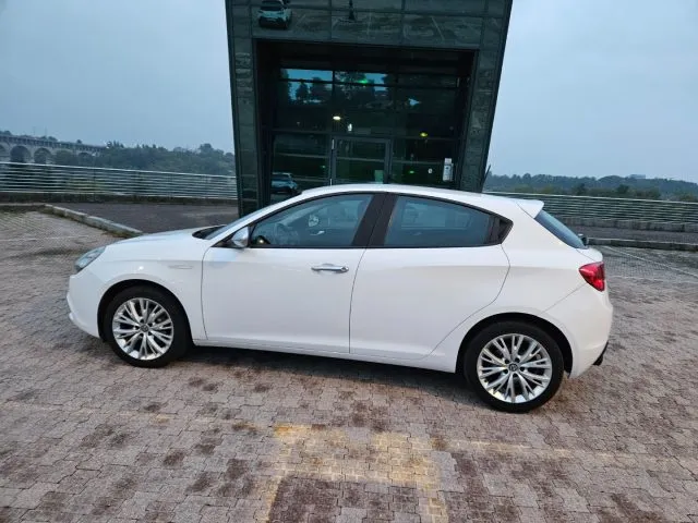 Alfa Romeo Giulietta Giulietta 1.6 JTDm 120 CV Super - Foto 10