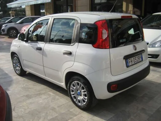 Fiat New Panda 1.2 PANDAZZURRI GPL - Foto 8
