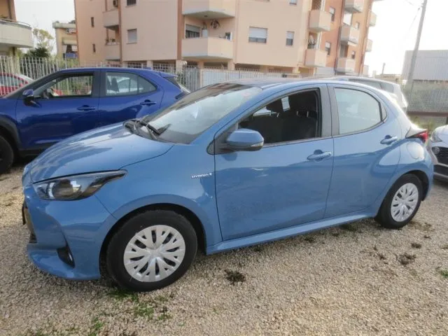 Toyota Yaris Hybrid 1.5 5 Porte Active AUT EU6 - Foto 1