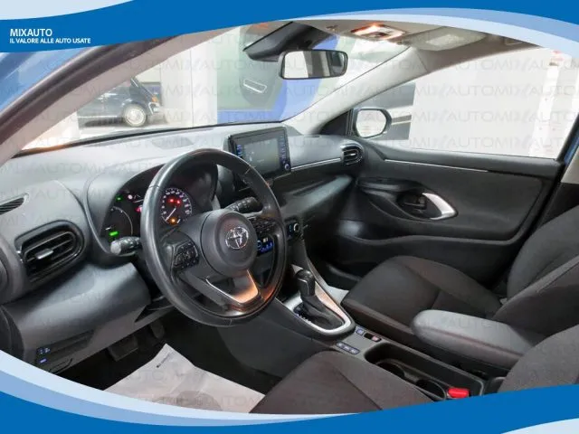 Toyota Yaris Hybrid 1.5 5 Porte Active AUT EU6 - Foto 18