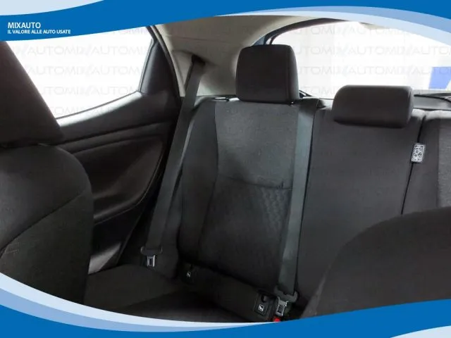 Toyota Yaris Hybrid 1.5 5 Porte Active AUT EU6 - Foto 26