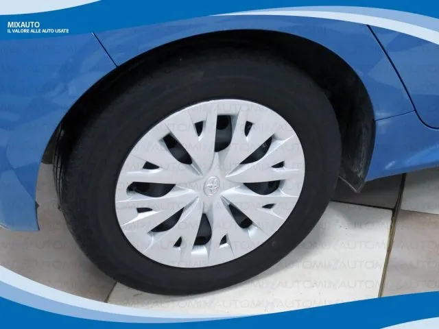 Toyota Yaris Hybrid 1.5 5 Porte Active AUT EU6 - Foto 29