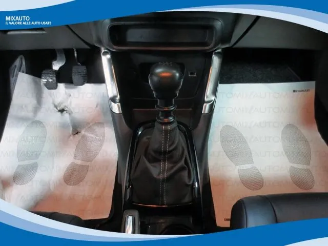 Citroen C3 Aircross 1.2 PureTech 110cv Shine EU6 - Foto 22