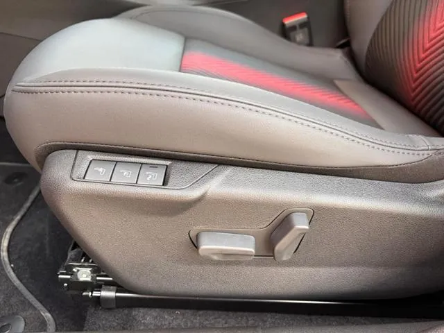 Alfa Romeo Junior 1.2 136 CV Hybrid eDCT6 Speciale - Foto 4