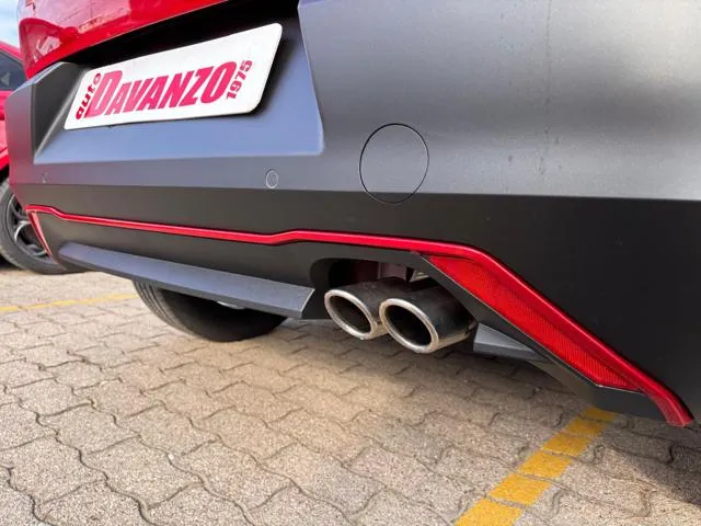 Alfa Romeo Junior 1.2 136 CV Hybrid eDCT6 Speciale - Foto 13