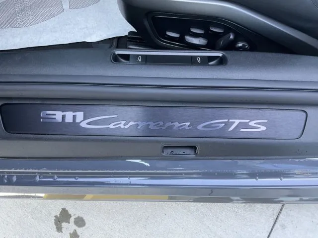 Porsche 911 - dettaglio 175