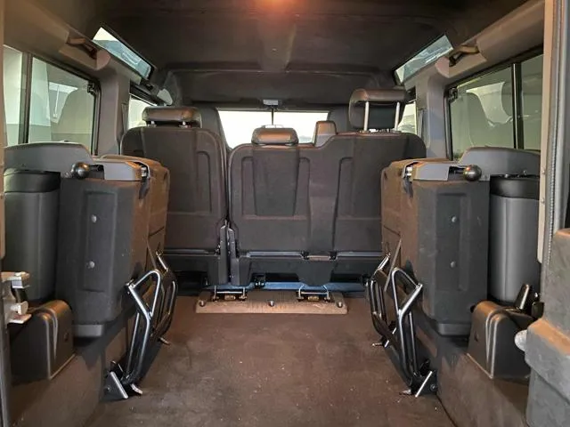 Land rover Defender 110 2.2 TD4 Station Wagon Adventure Edition N1 - Foto 8