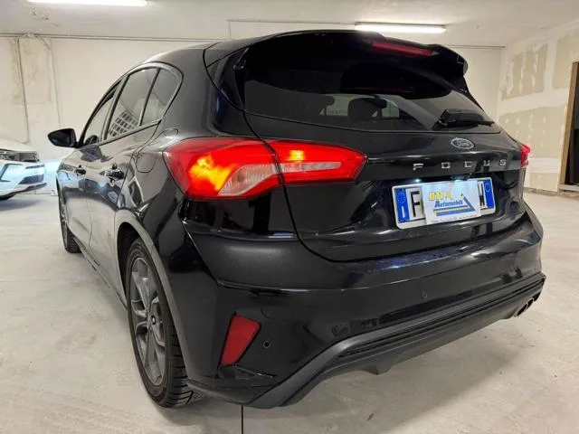 Ford Focus 1.0 EcoBoost 125 CV 5p. ST-Line - Foto 11