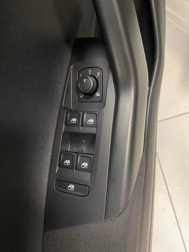 Volkswagen Polo Polo 1.0 TSI Life - Foto 14