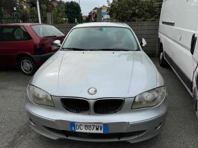 Bmw 118 per uso ricambi bmw serie 1 118d - Foto 4
